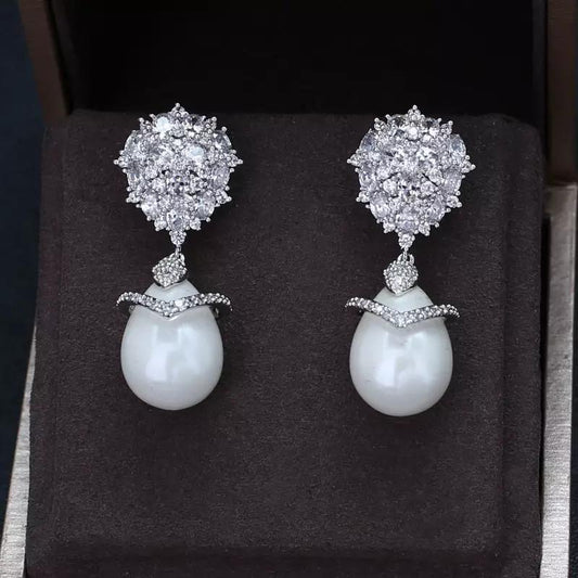 Valley freshwater Drop Earring