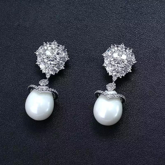 Valley freshwater Drop Earring