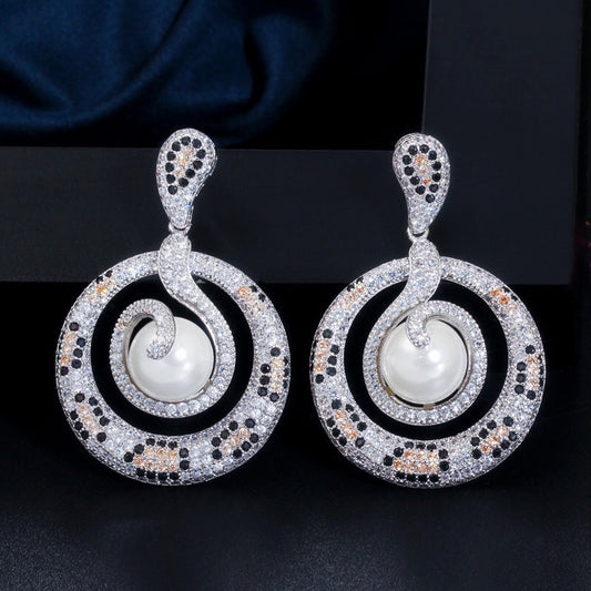 Mother of pearl Earring