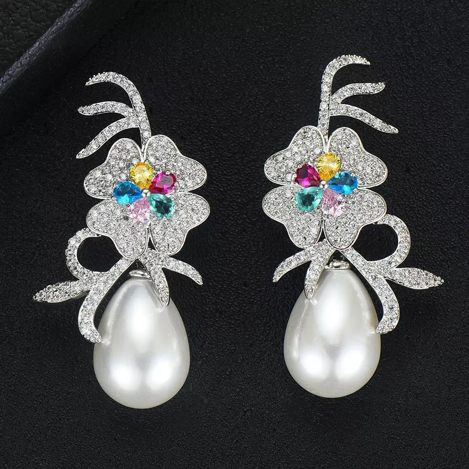 Teardrop Big Pearl Earring