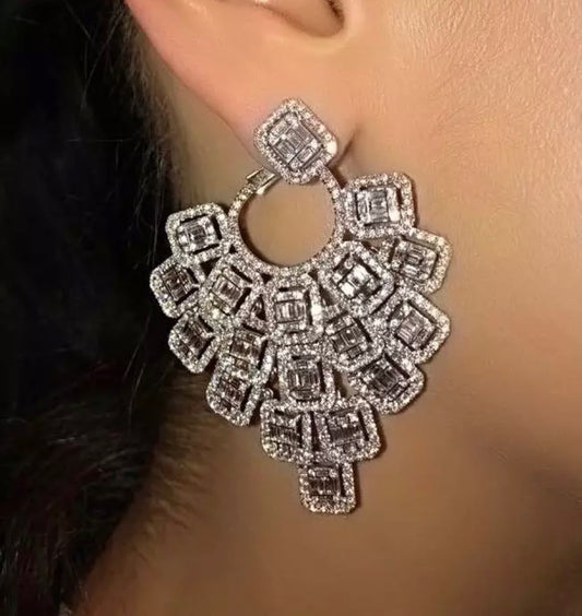 Trending loop Drop Earring