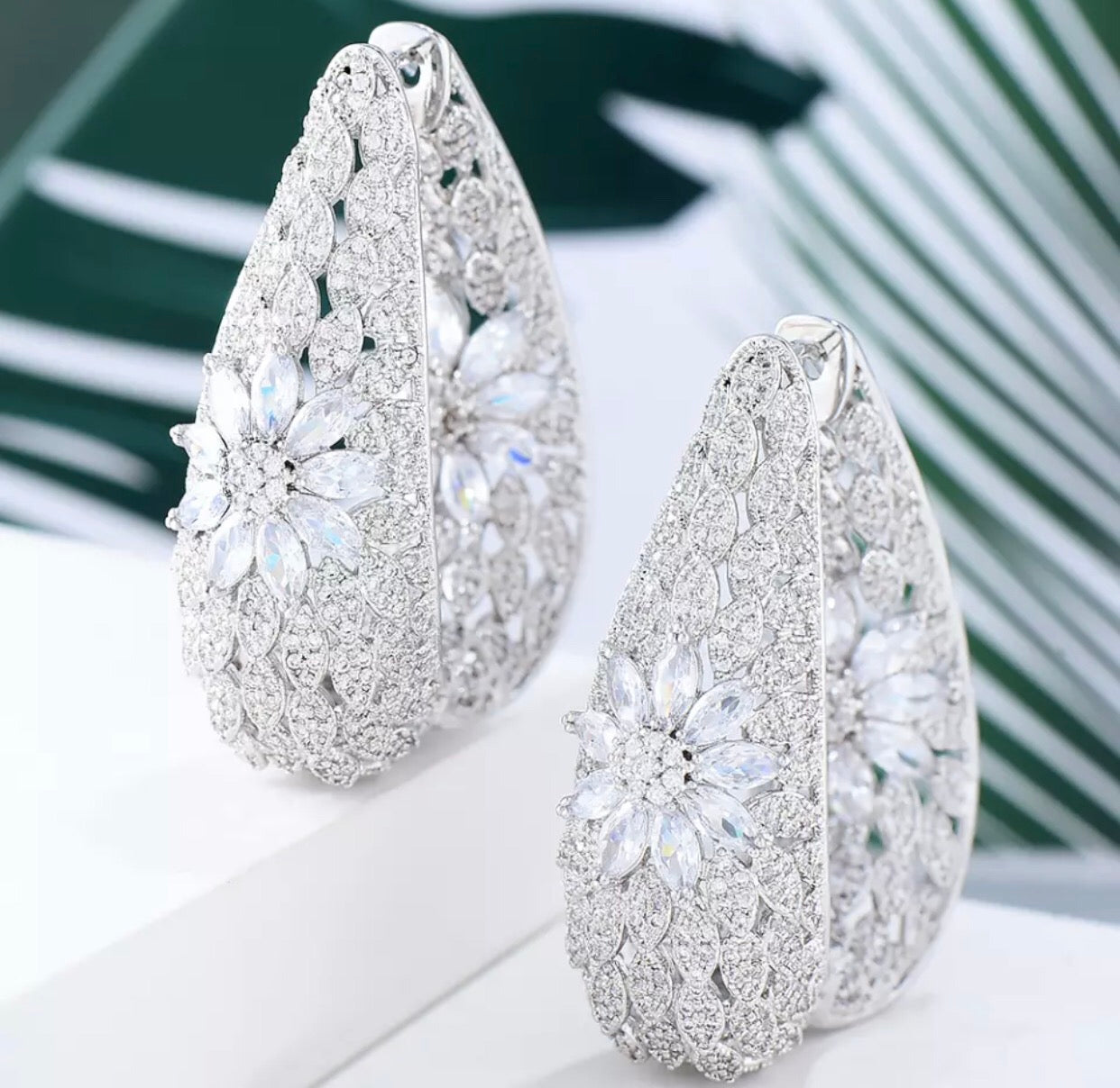 Cecile Pearl Drop Earring