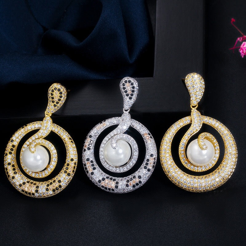 Mother of pearl Earring