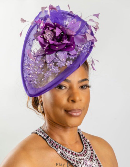 Purple fascinator hat / Wedding hat